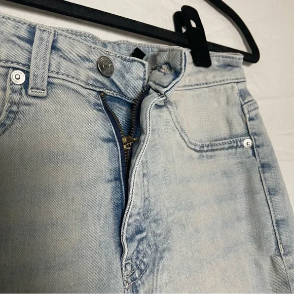 H&M Light Blue Denim Jeans - Picture 5 of 8